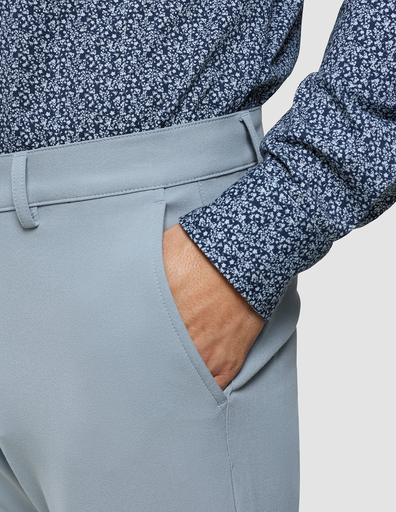 GEN2™ Pants Regular Light Grey